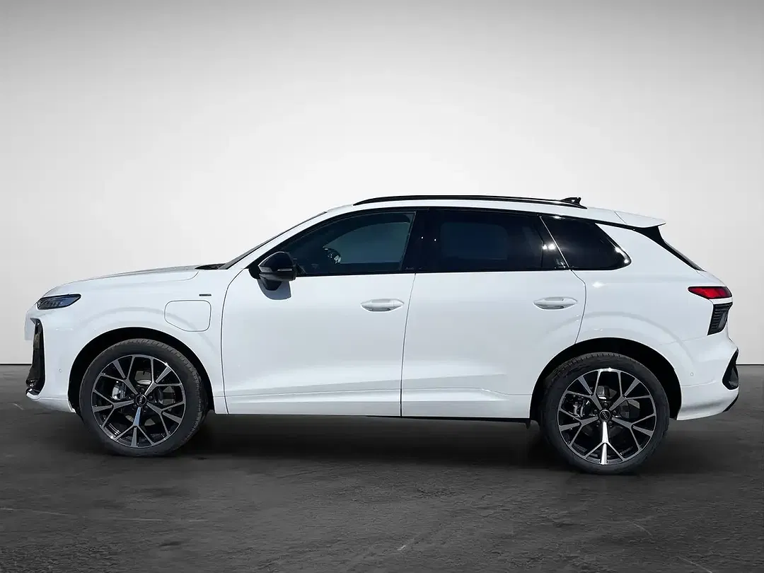 Audi Q3 - Thumbnail 2