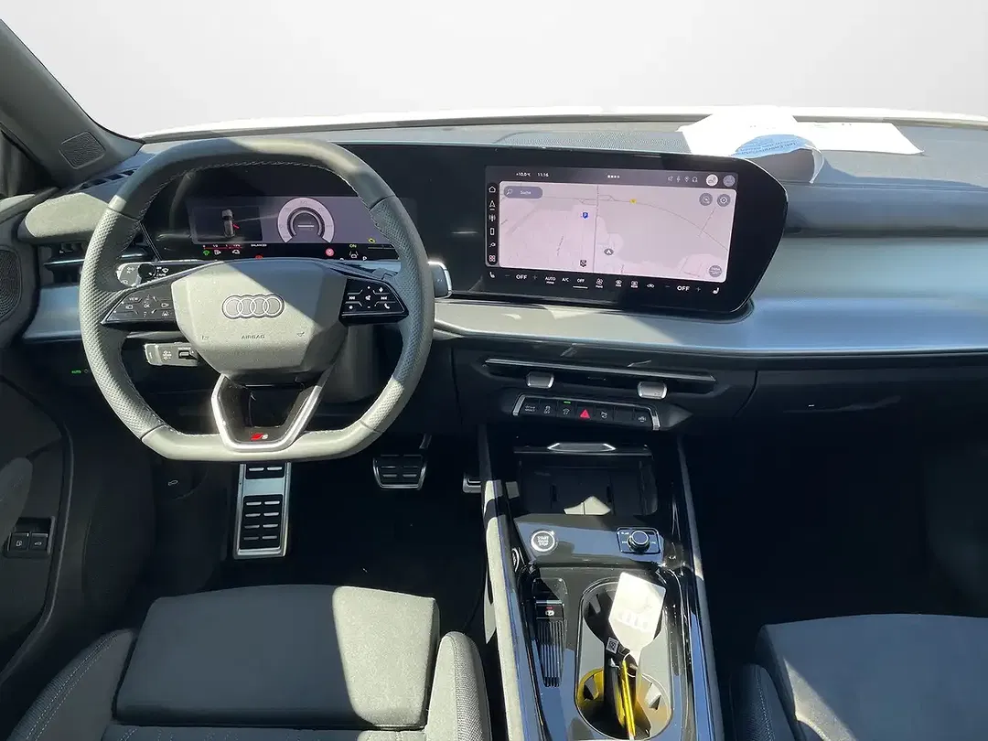 Audi Q3 - Thumbnail 7