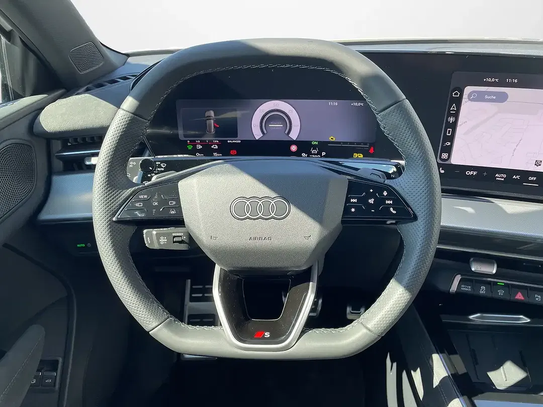 Audi Q3 - Thumbnail 8
