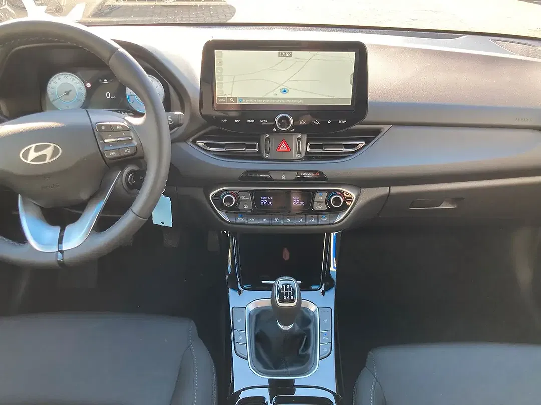 Hyundai i30 - Thumbnail 10