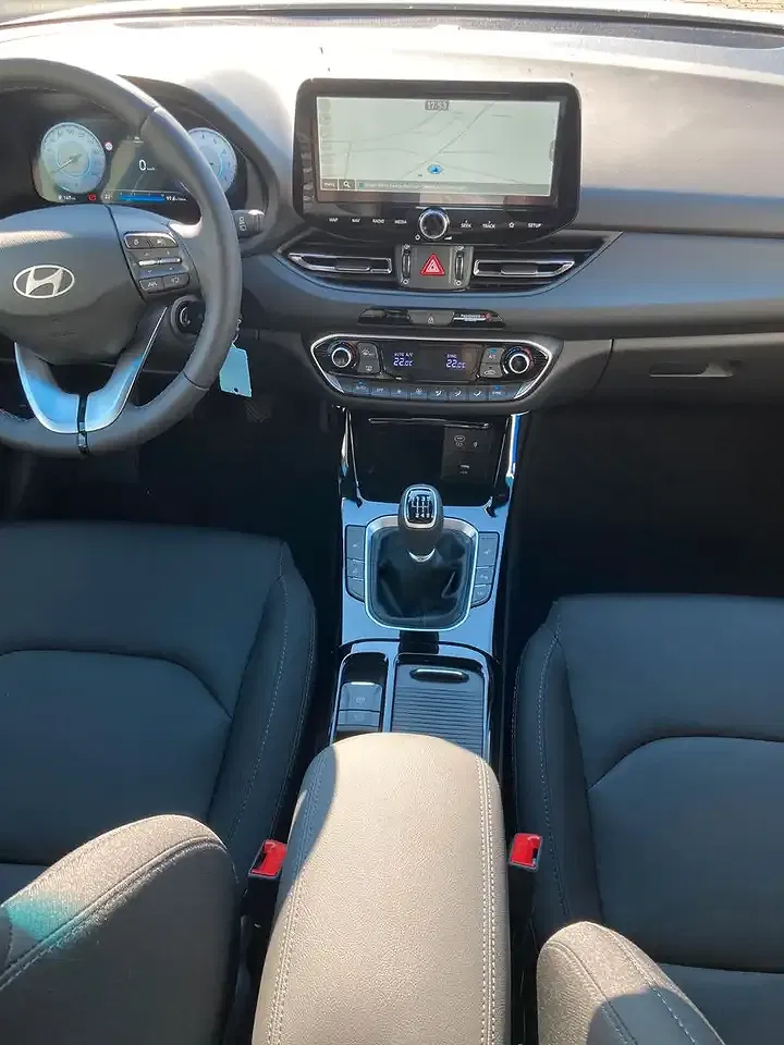 Hyundai i30 - Thumbnail 13