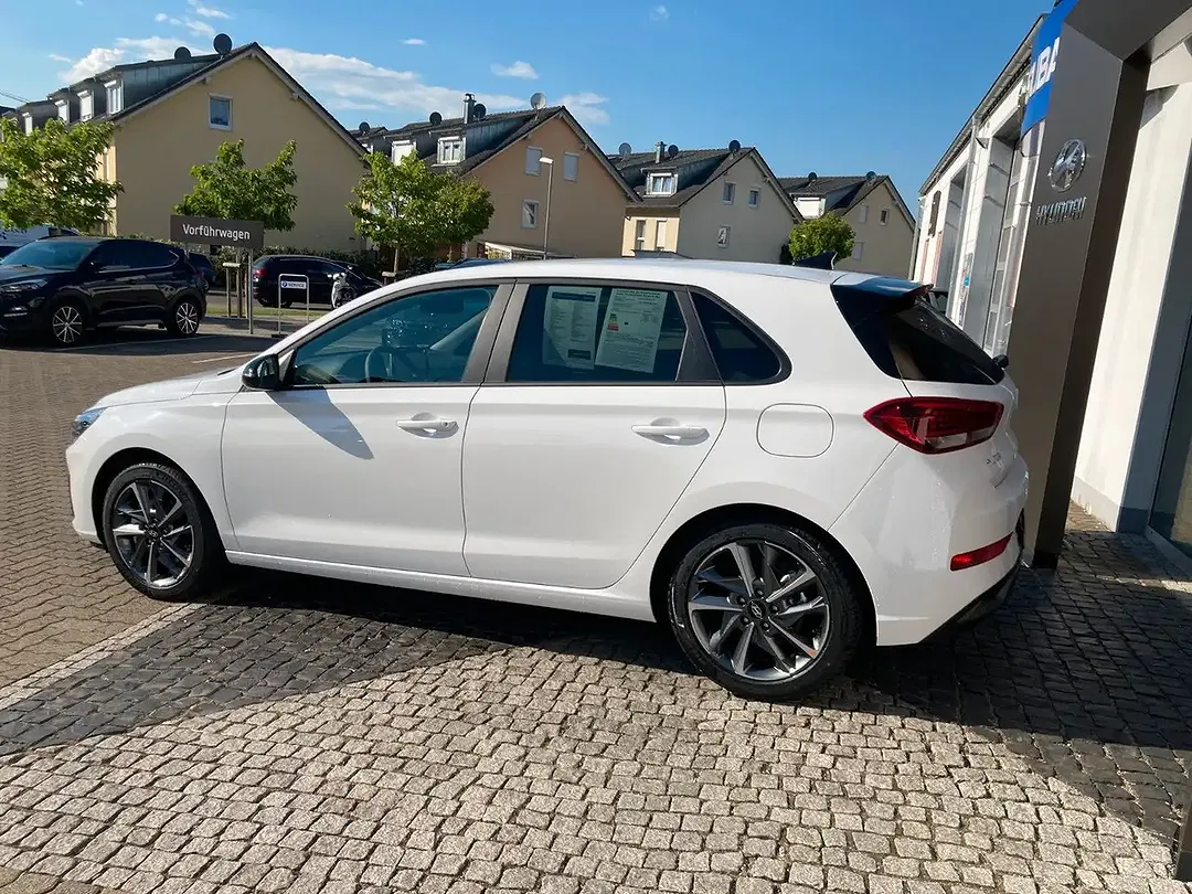 Hyundai i30 - Thumbnail 5