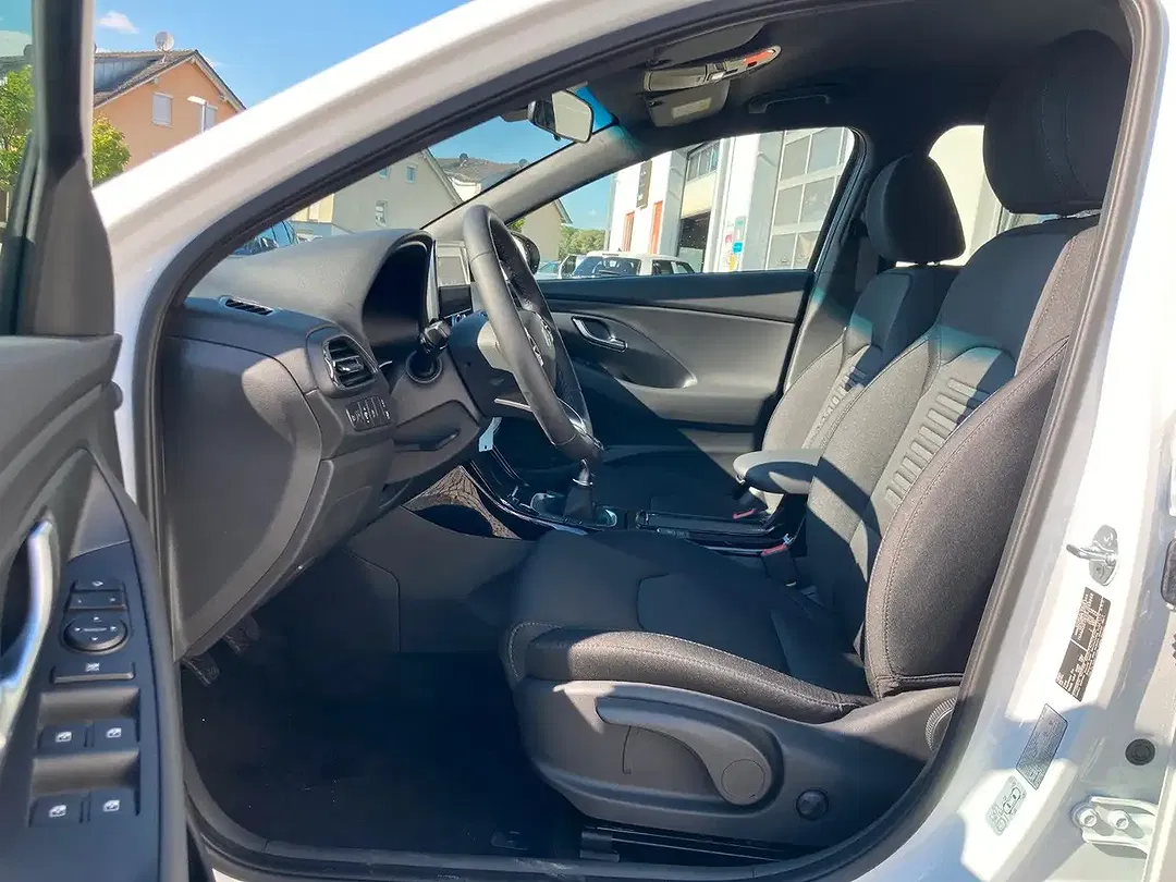 Hyundai i30 - Thumbnail 6