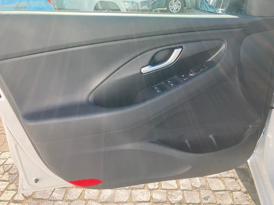 Hyundai i30 - Thumbnail 7
