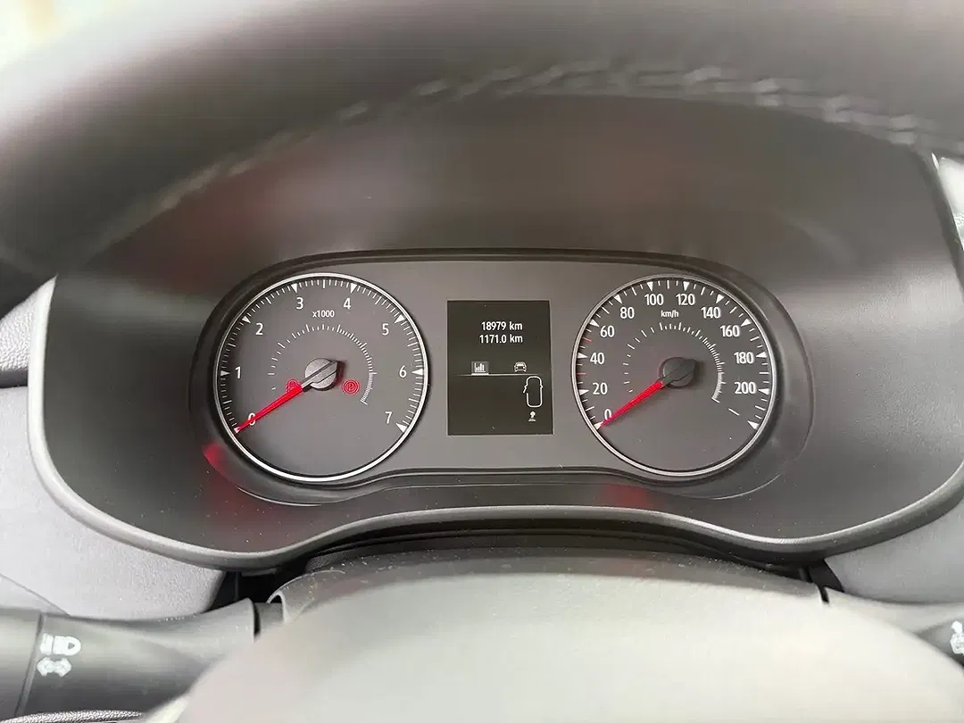Dacia Sandero - Thumbnail 9