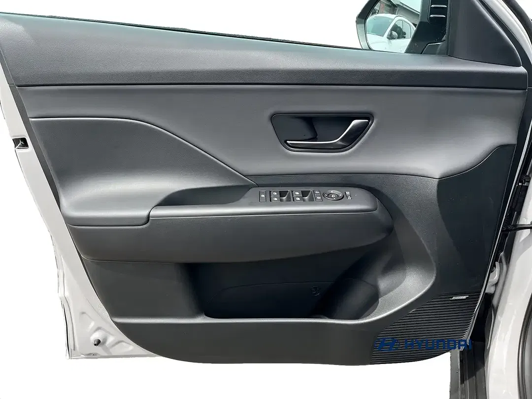 Hyundai KONA - Thumbnail 10