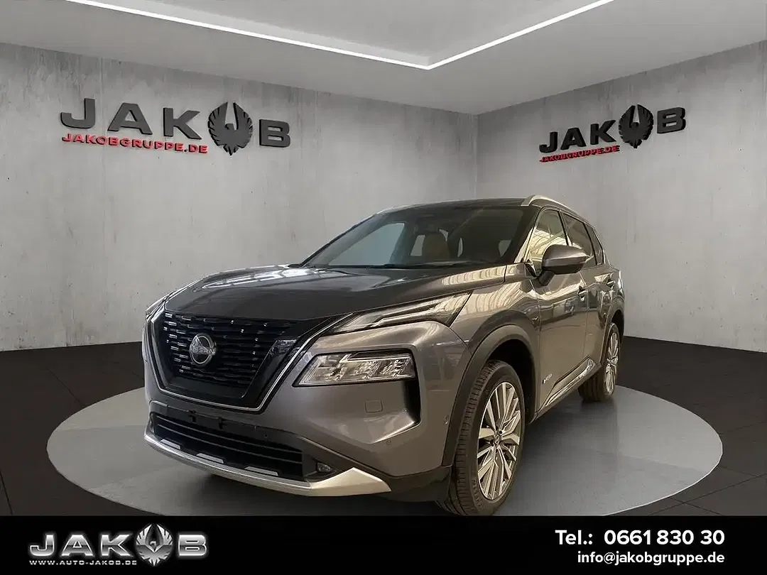 Nissan X-Trail - Thumbnail 1