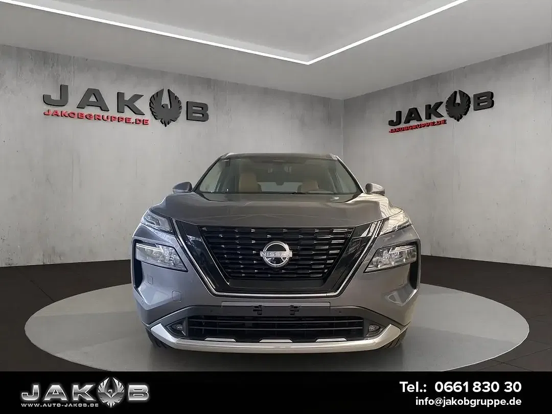Nissan X-Trail - Thumbnail 3