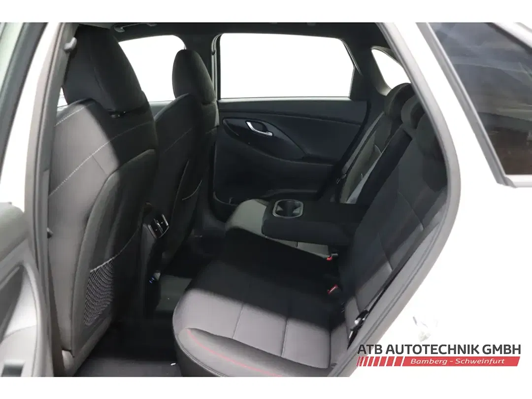Hyundai i30 - Thumbnail 8
