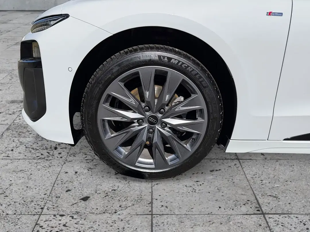 Audi A6 e-tron - Thumbnail 7