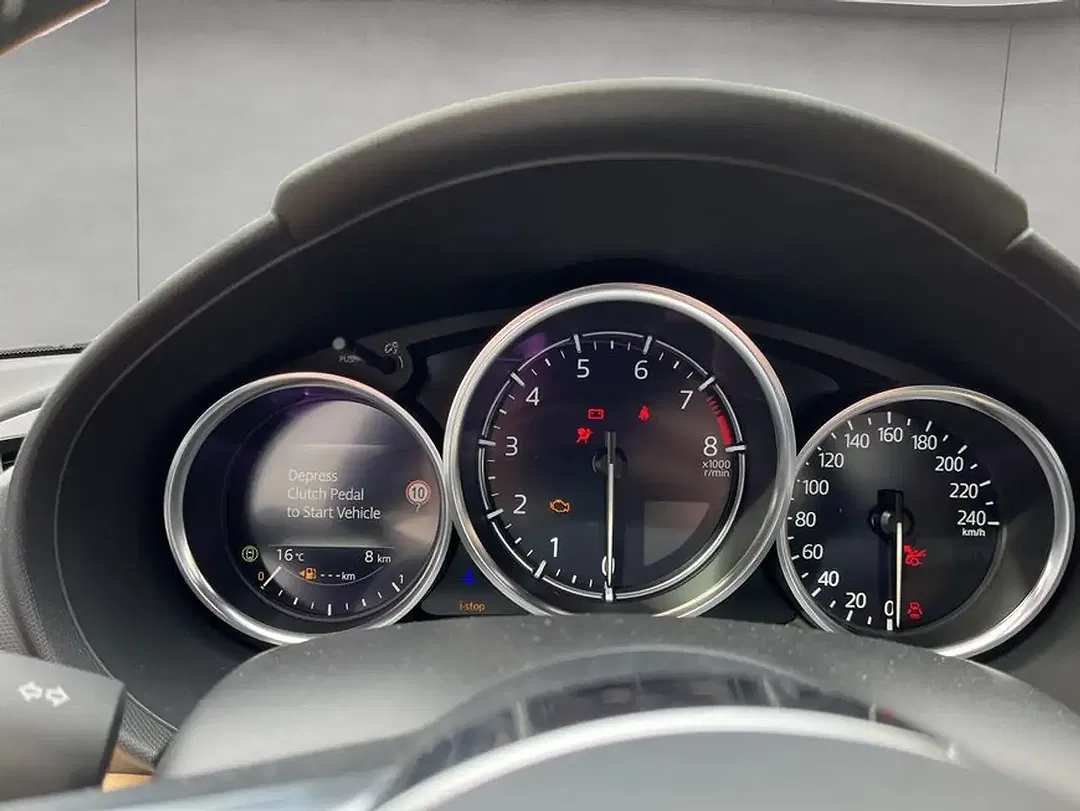 Mazda MX-5 - Thumbnail 11