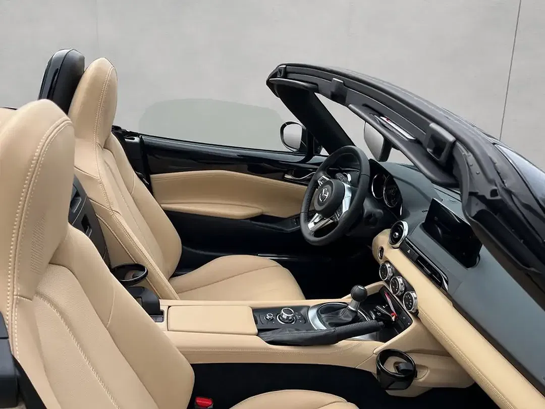 Mazda MX-5 - Thumbnail 15