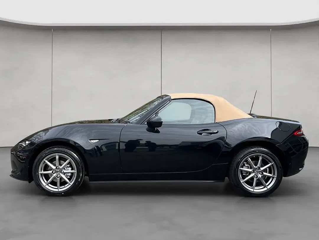 Mazda MX-5 - Thumbnail 2