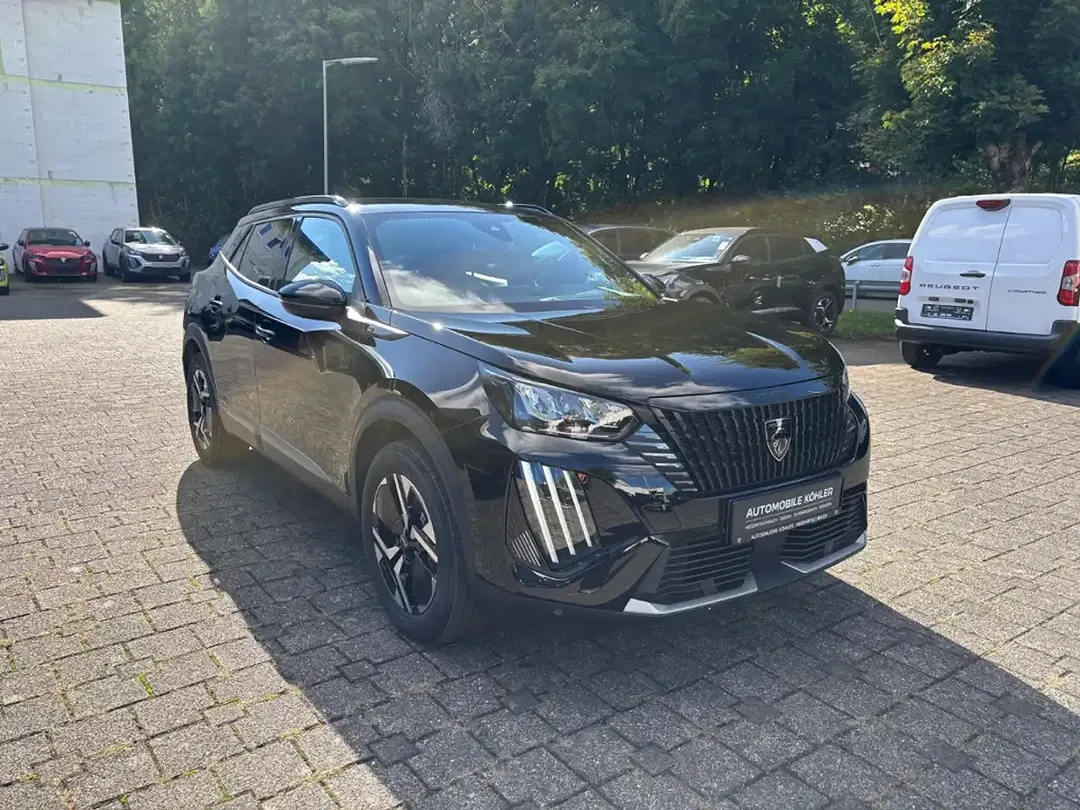 Peugeot 2008 - Thumbnail 2
