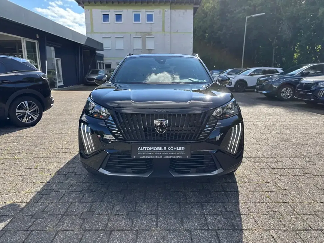 Peugeot 2008 - Thumbnail 3