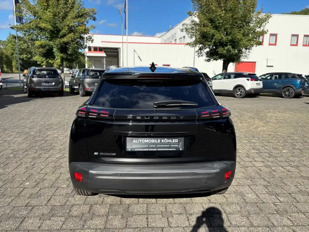 Peugeot 2008 - Thumbnail 8