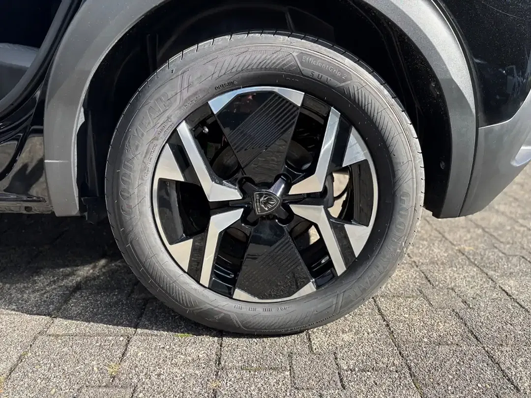 Peugeot 2008 - Thumbnail 9