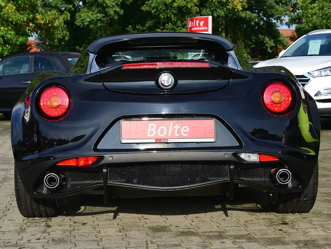 Alfa Romeo 4C - Thumbnail 6