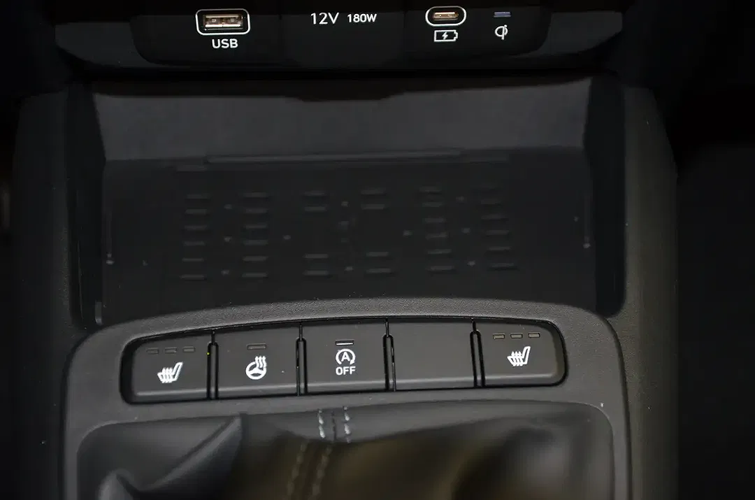 Hyundai i10 - Thumbnail 8