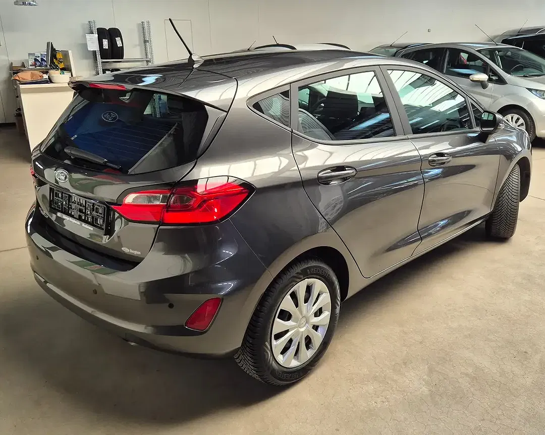 Ford Fiesta - Thumbnail 4