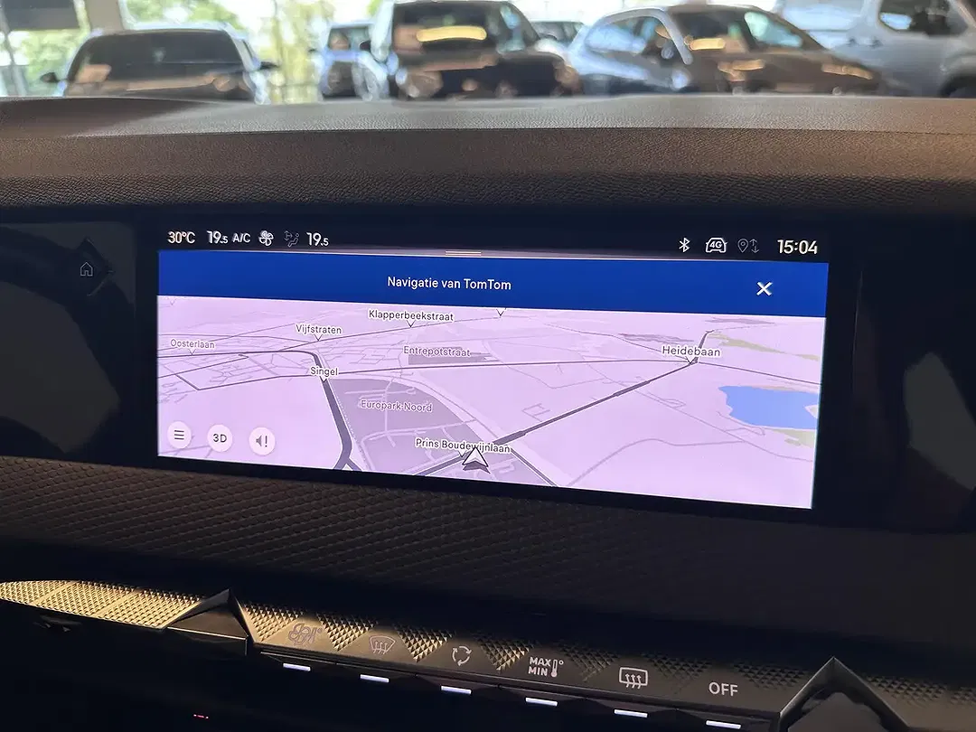 DS Automobiles DS 4 - Thumbnail 9