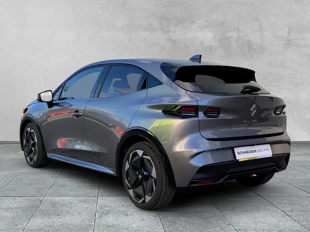 Renault Clio - Thumbnail 3