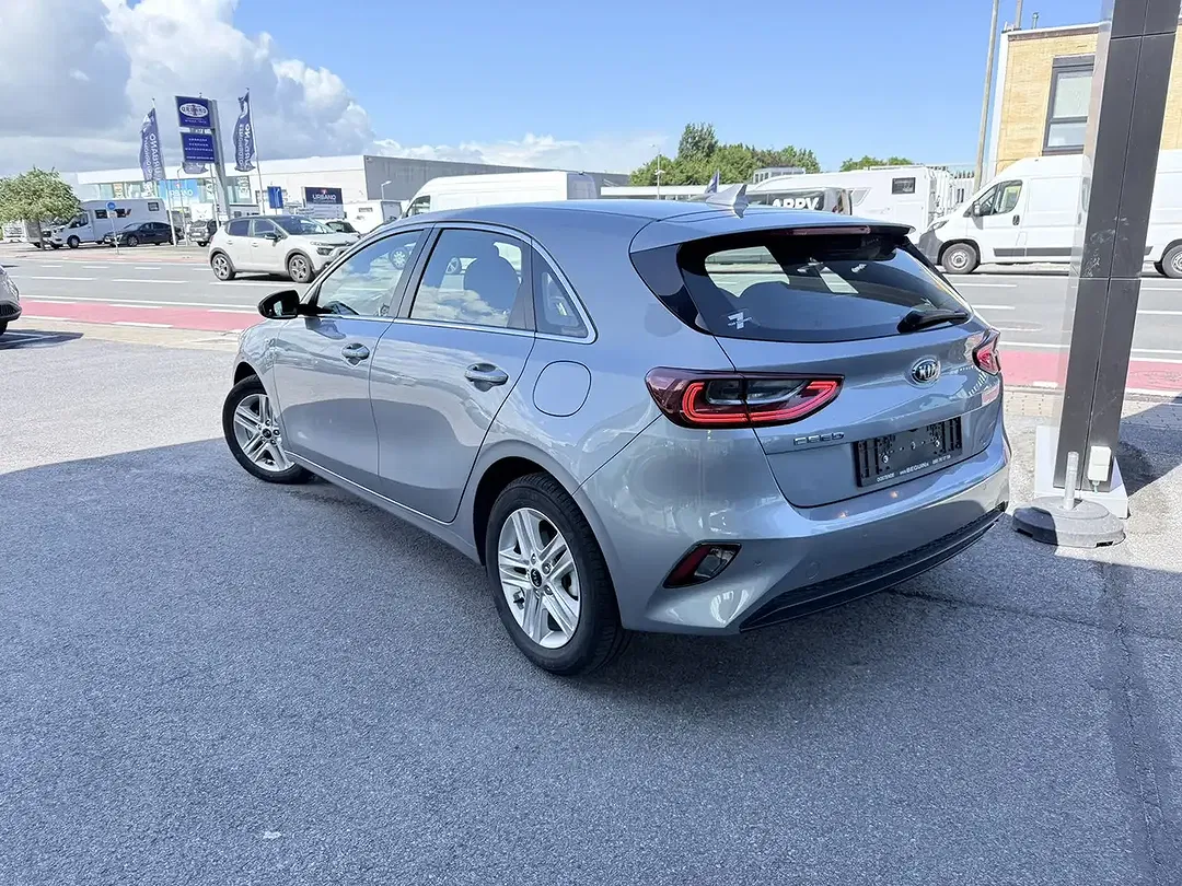 Kia Ceed / cee'd - Thumbnail 2