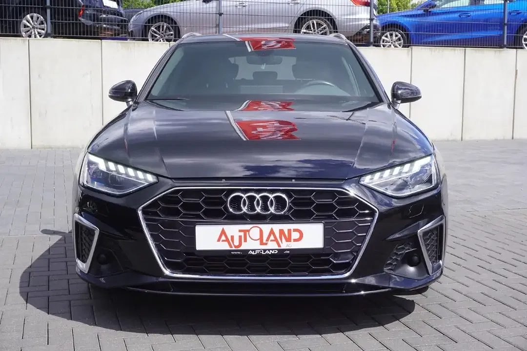 Audi A4 - Thumbnail 5
