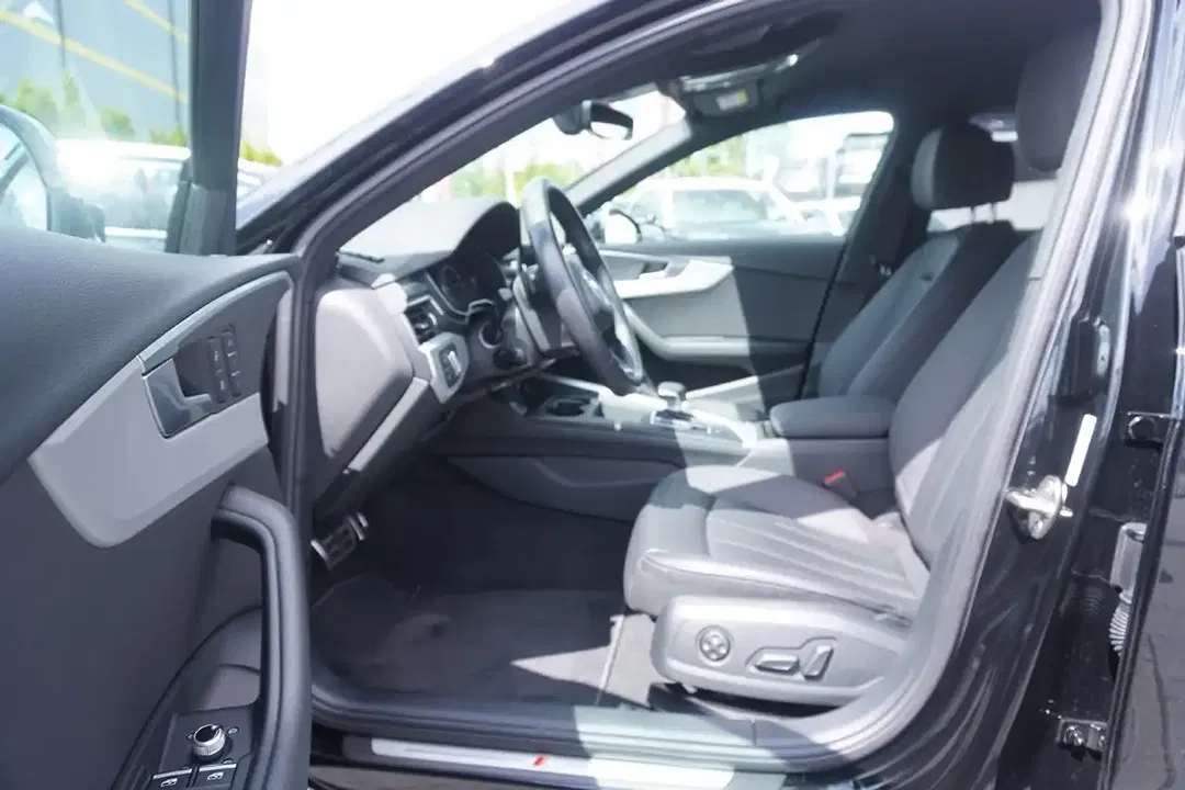 Audi A4 - Thumbnail 8