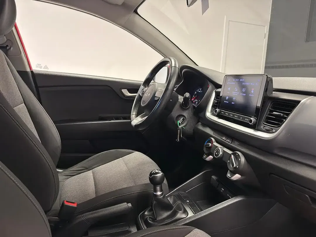 Kia Stonic - Thumbnail 13