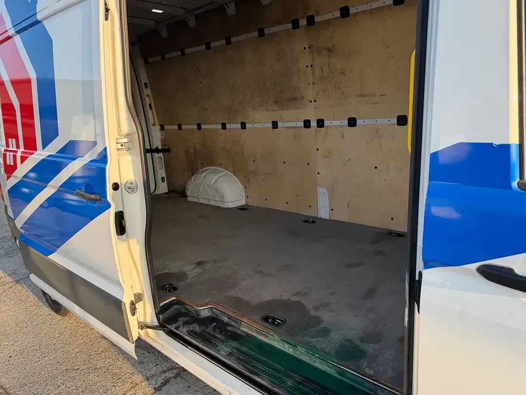 Volkswagen Crafter - Thumbnail 10