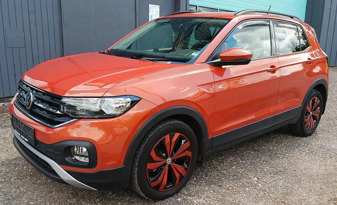 Volkswagen T-Cross - Thumbnail 2