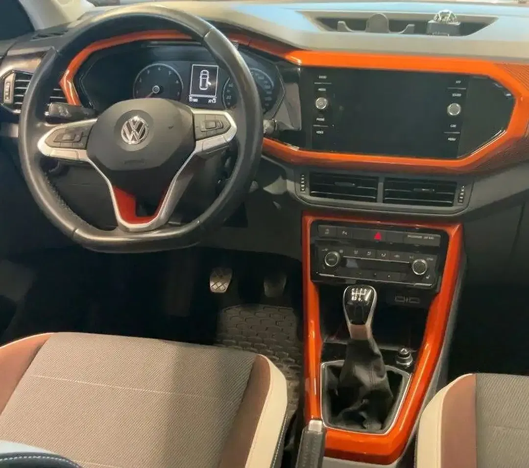 Volkswagen T-Cross - Thumbnail 9