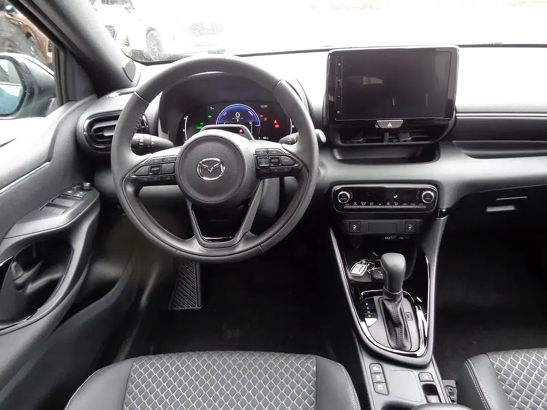 Mazda 2 - Thumbnail 11