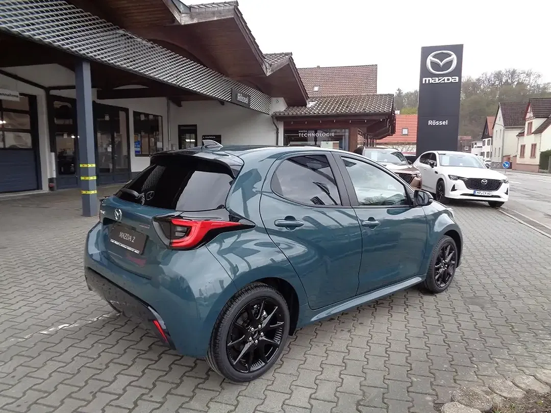 Mazda 2 - Thumbnail 5