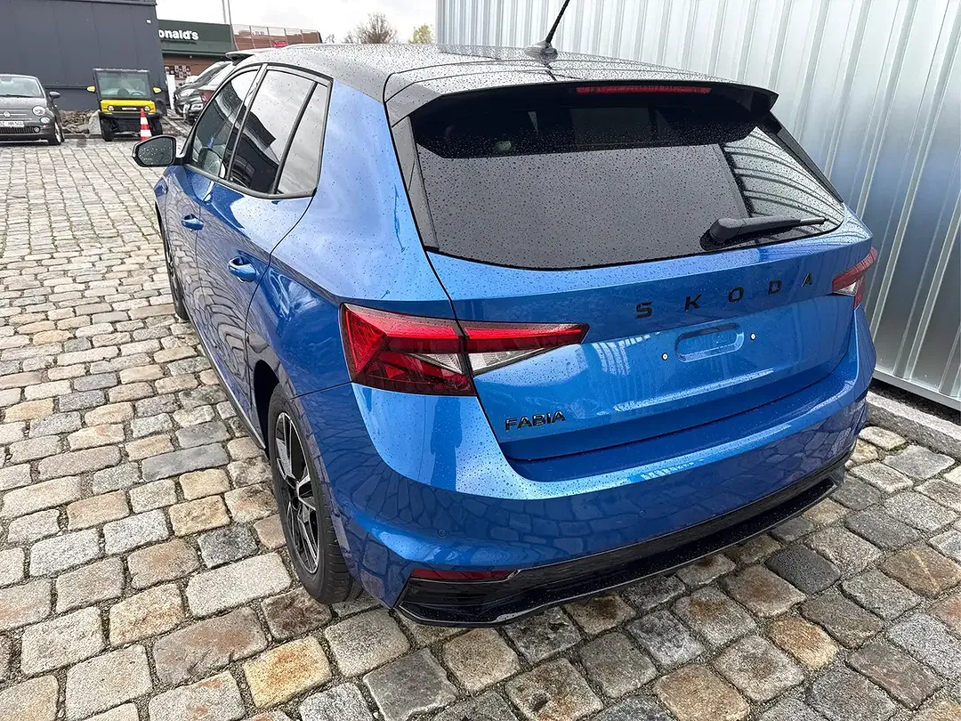 Skoda Fabia - Thumbnail 4
