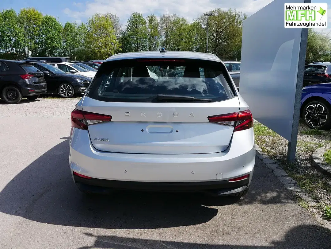 Skoda Fabia - Thumbnail 2