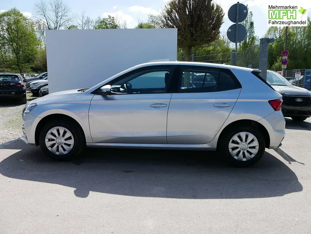 Skoda Fabia - Thumbnail 4