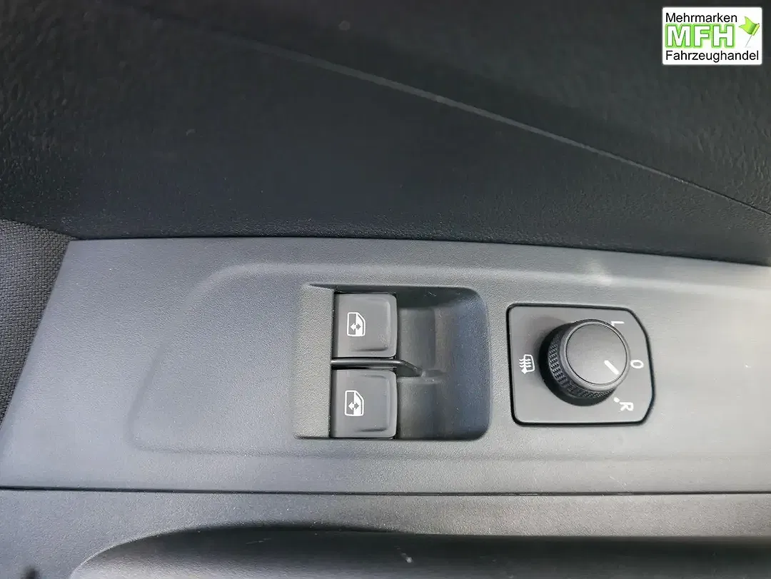 Skoda Fabia - Thumbnail 9