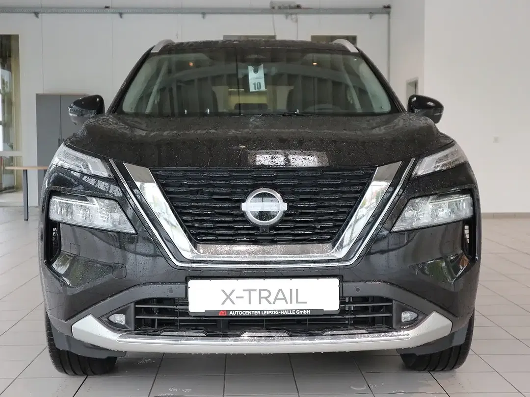 Nissan X-Trail - Thumbnail 3