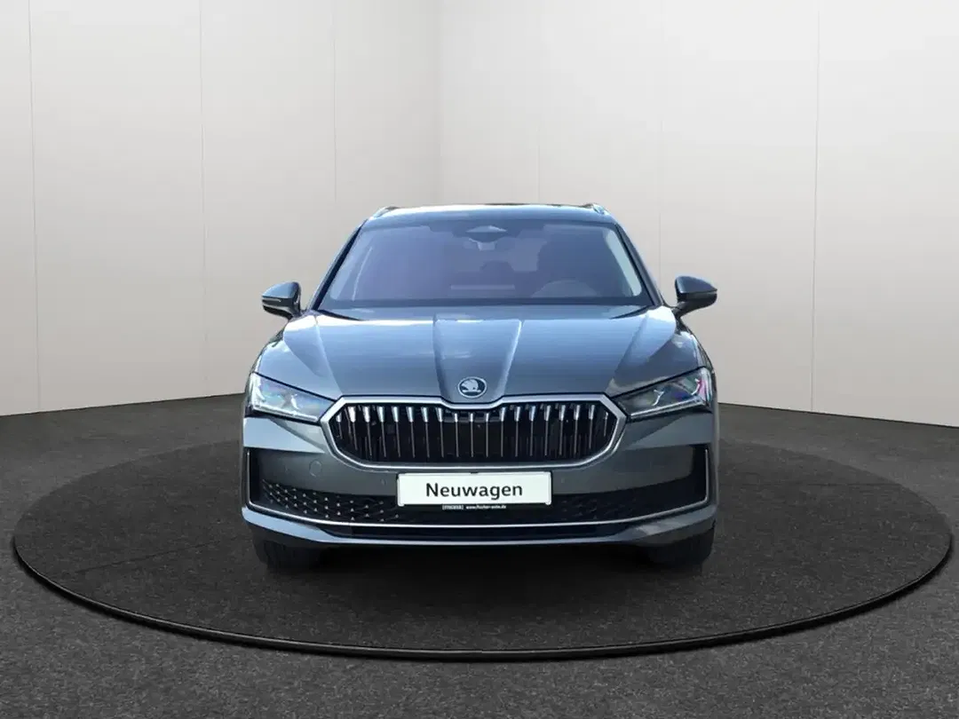 Skoda Superb - Thumbnail 2