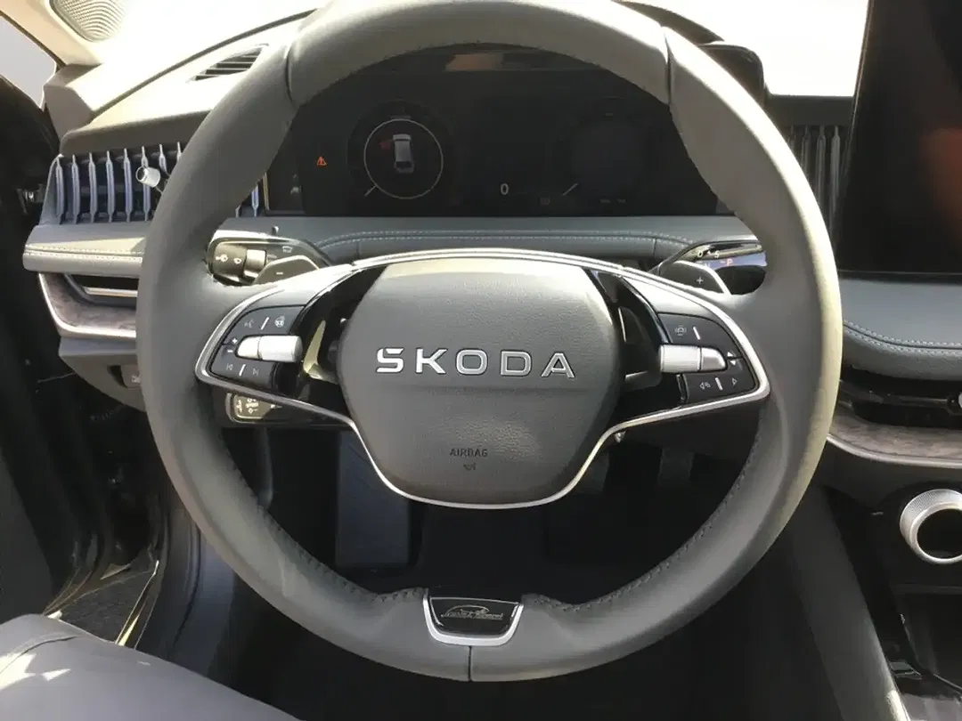 Skoda Superb - Thumbnail 9