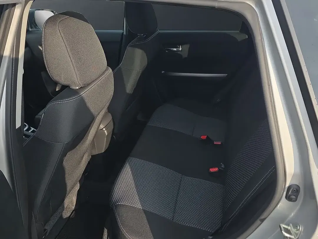 Suzuki Vitara - Thumbnail 12