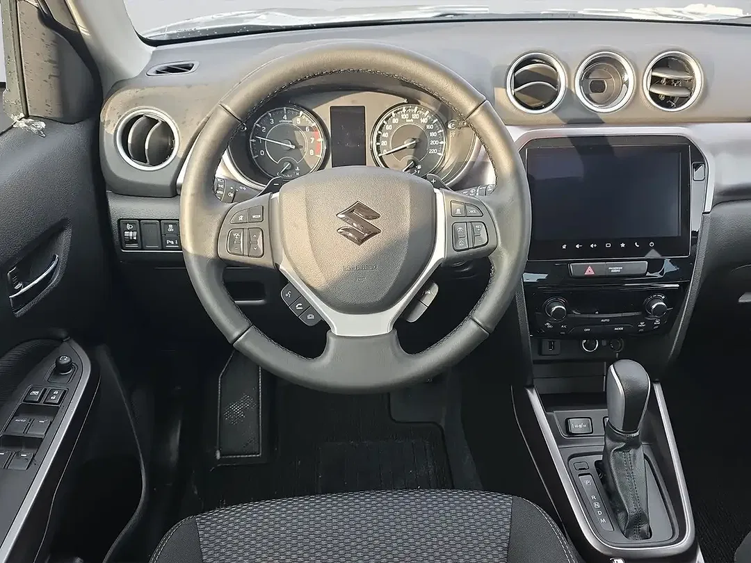 Suzuki Vitara - Thumbnail 14