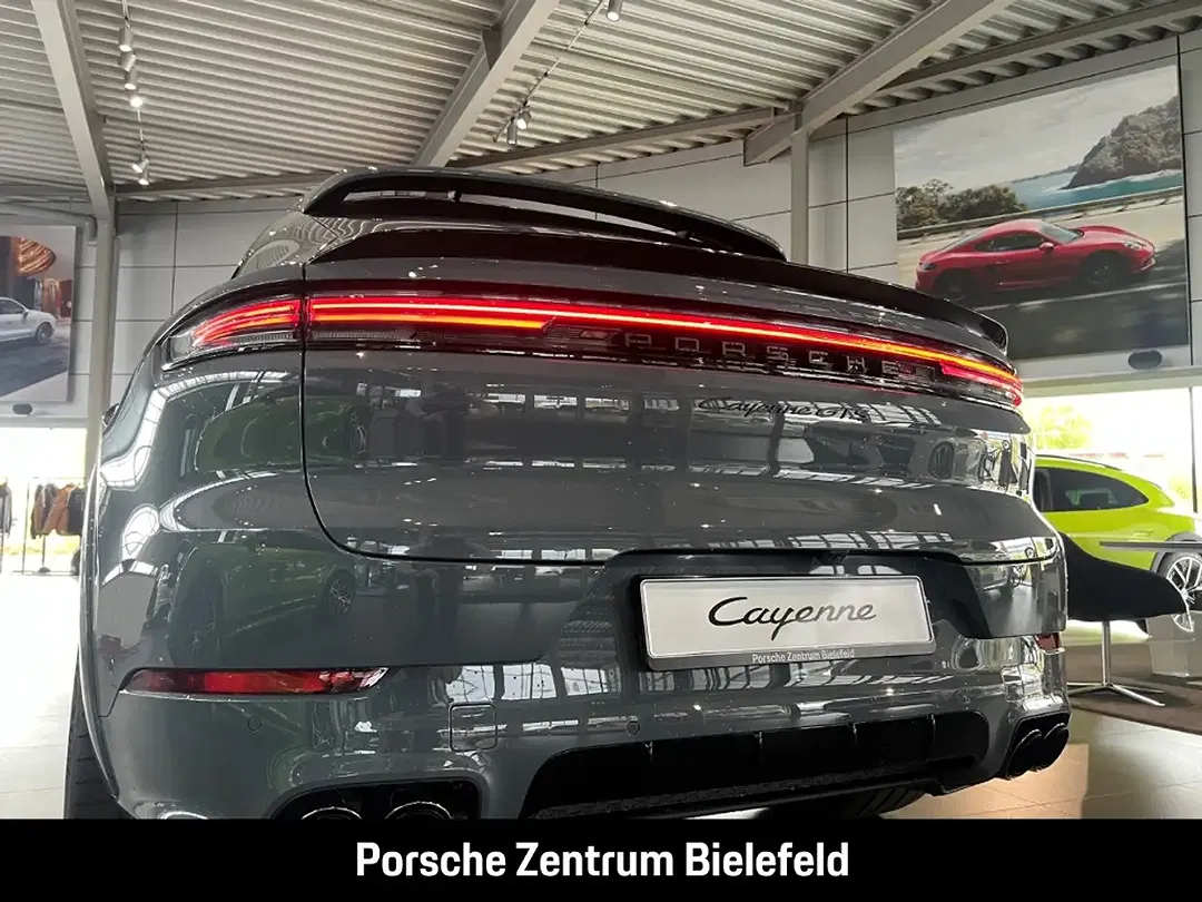 Porsche Cayenne - Thumbnail 15