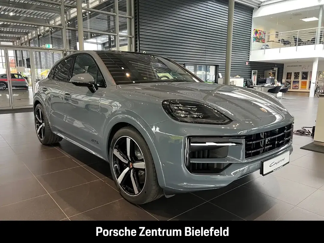 Porsche Cayenne - Thumbnail 8