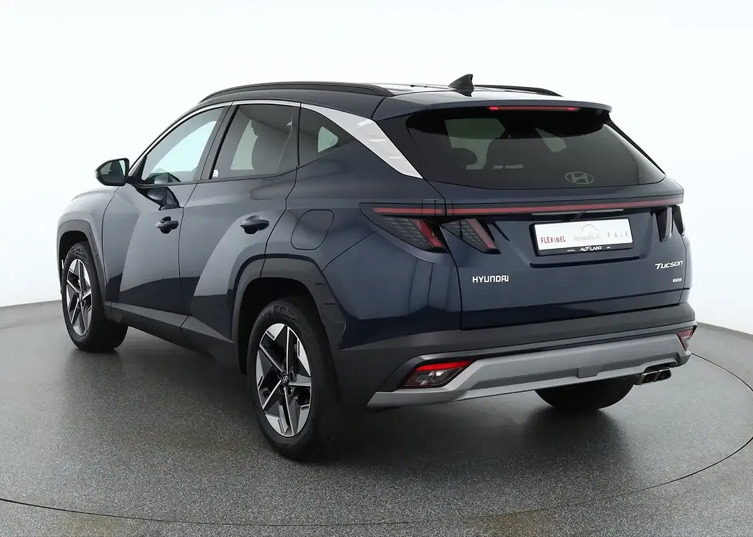 Hyundai TUCSON - Thumbnail 2