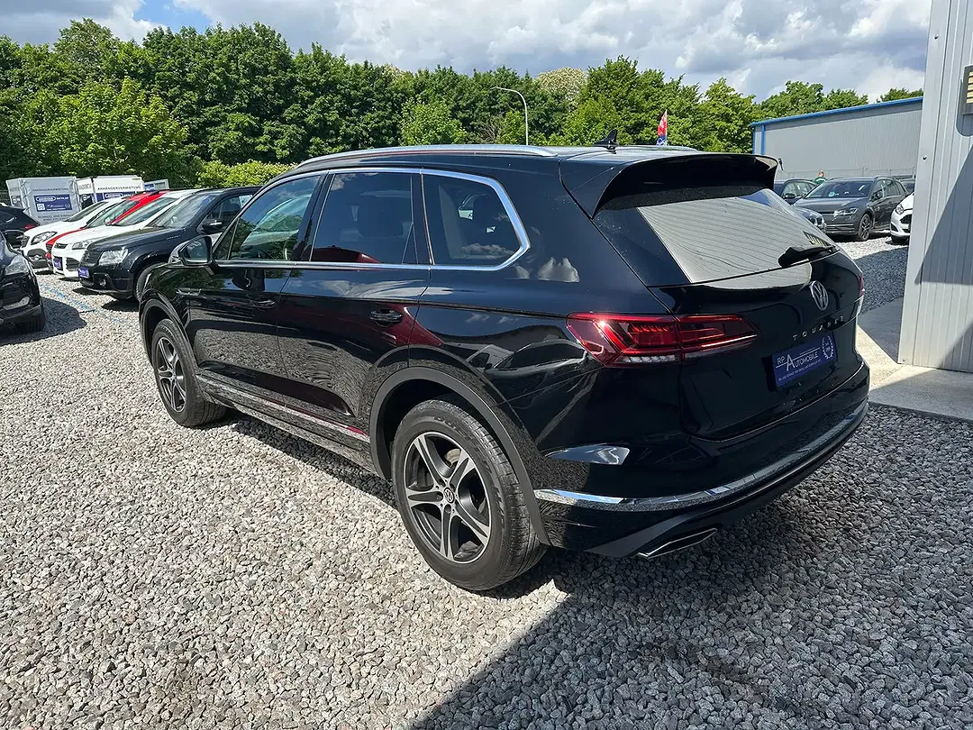 Volkswagen Touareg - Thumbnail 4