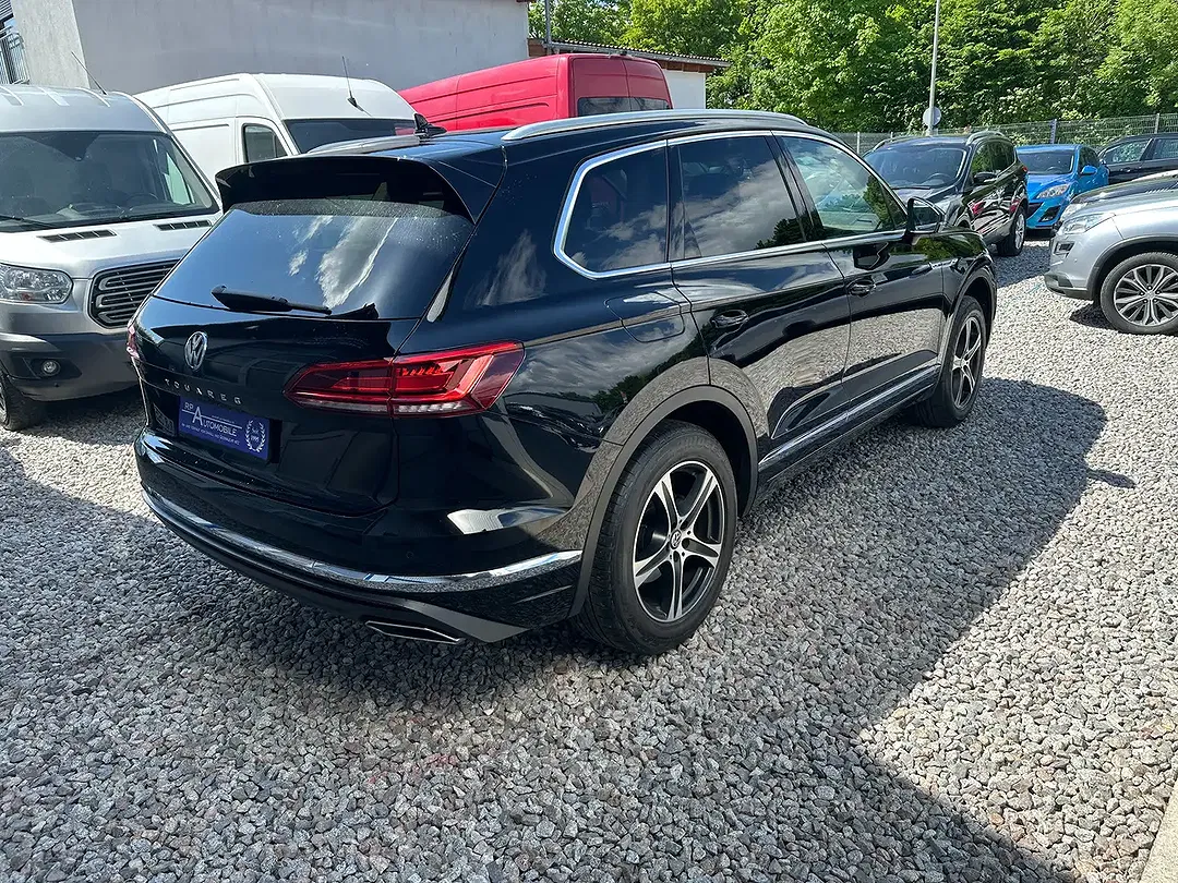 Volkswagen Touareg - Thumbnail 6