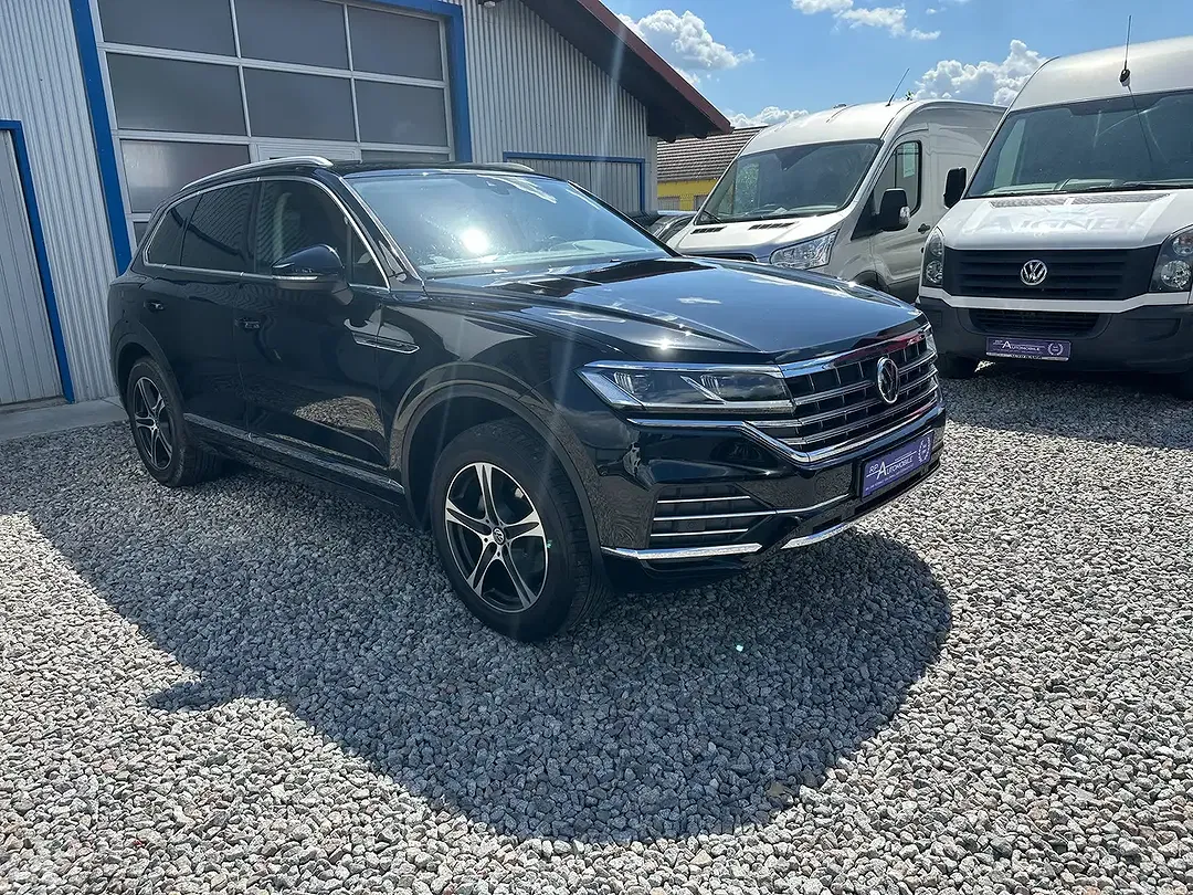 Volkswagen Touareg - Thumbnail 8